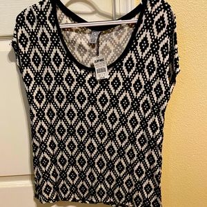 NWT Black and white top